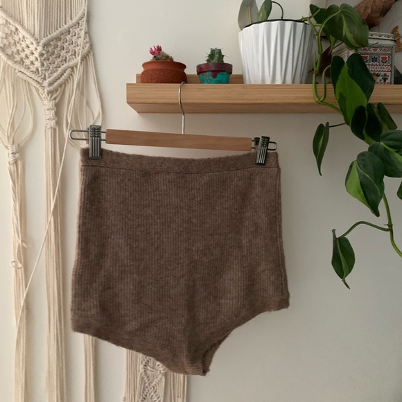 Zara wool blend shorts - Picture 2 of 6